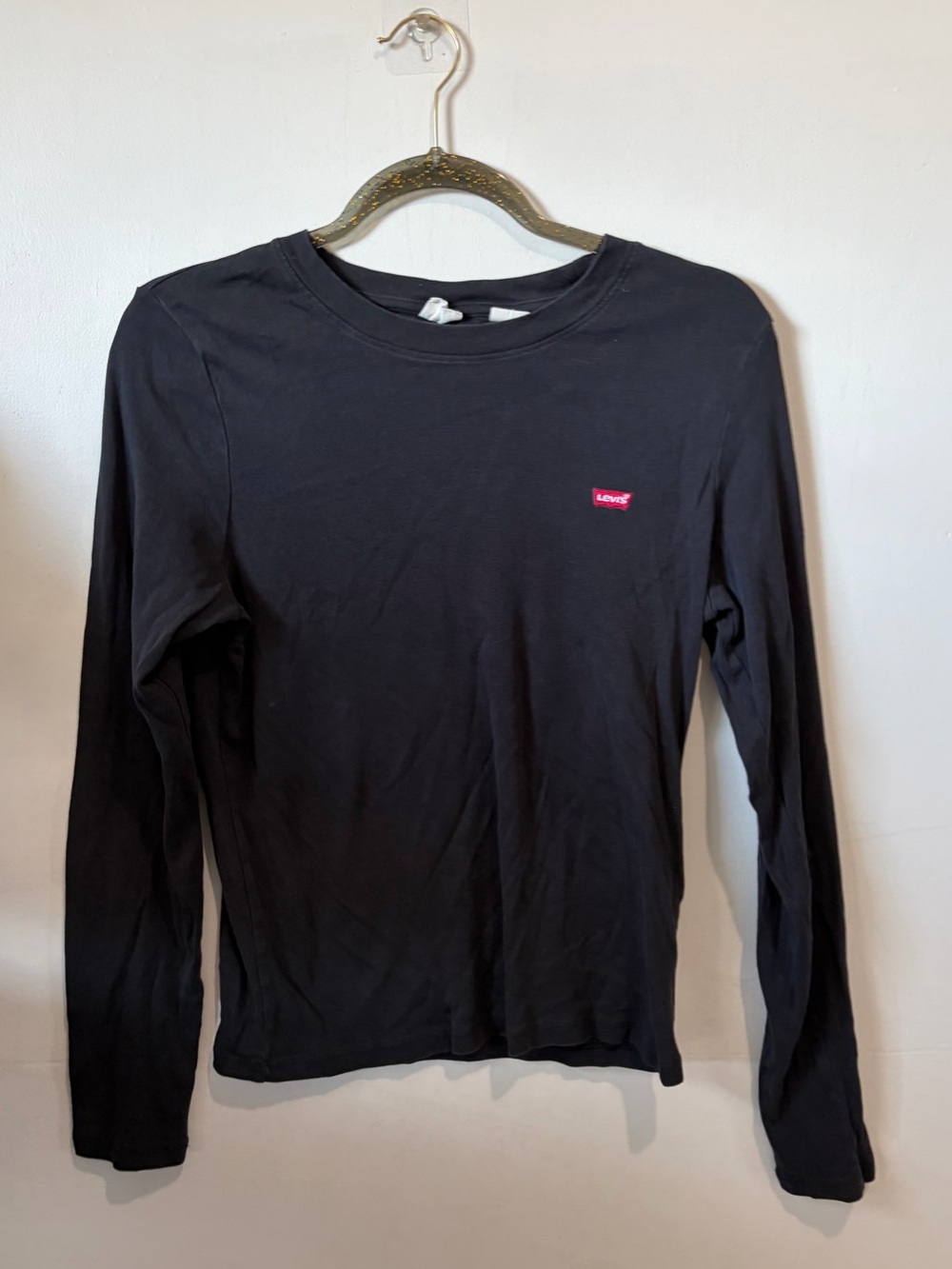 Levi's Classic Mini Embroidered Red Box Logo Long Sleeve Tee | Black | L